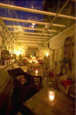 Imagen del bar/restaurante del Hotel Overcliffe. Foto 8