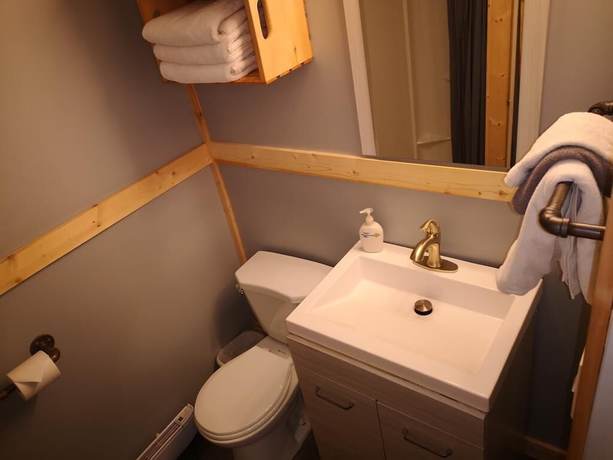 Imagen de la habitación del Hotel Overlook Inn and Cabins. Foto 5