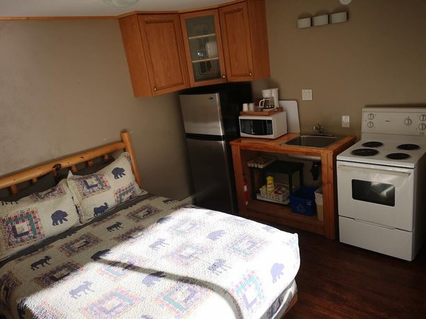 Imagen de la habitación del Hotel Overlook Inn and Cabins. Foto 9