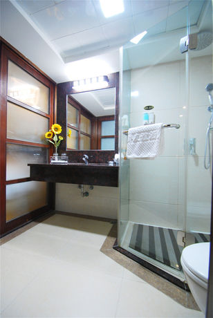 Imagen de la habitación del Hotel Overseas Chinese Friendship. Foto 6