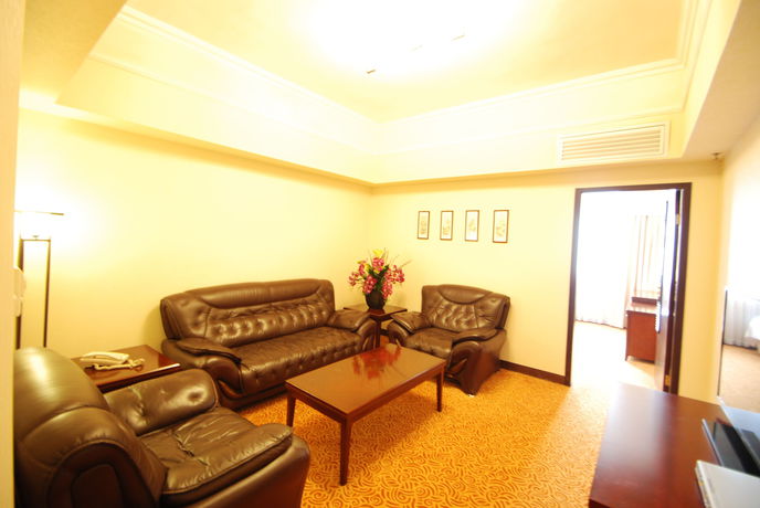 Imagen de los interiores del Hotel Overseas Chinese Friendship. Foto 16