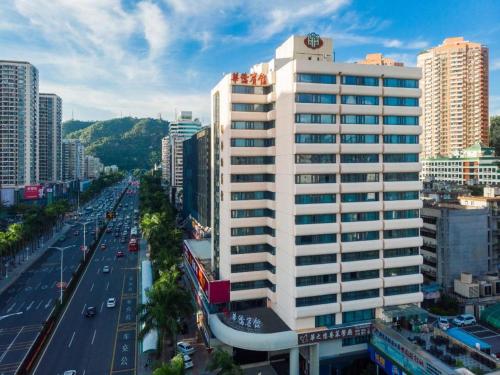 Imagen general del Hotel Overseas Chinese, Xiangzhou District. Foto 9