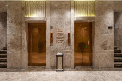 Imagen general del Hotel Overseas Chinese, Xiangzhou District. Foto 17