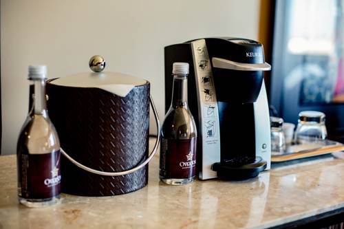 Imagen de la habitación del Hotel Overton and Conference Center. Foto 11