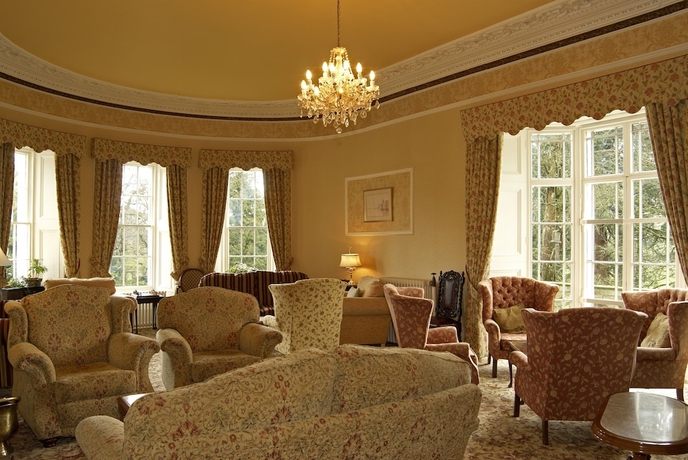 Imagen del bar/restaurante del Hotel Overwater Hall. Foto 2