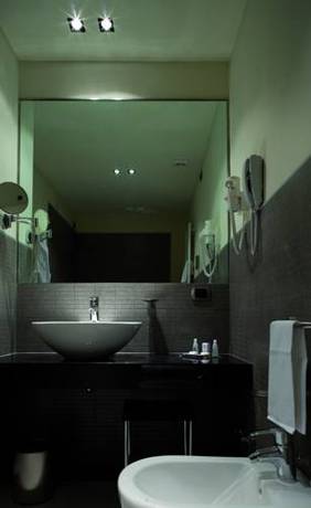 Imagen de la habitación del Hotel Ovest. Foto 2