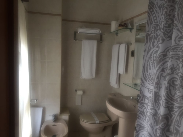 Imagen de la habitación del Hotel Ovetense. Foto 13