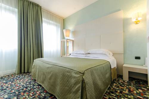 Imagen de la habitación del Hotel Ovidius. Foto 6