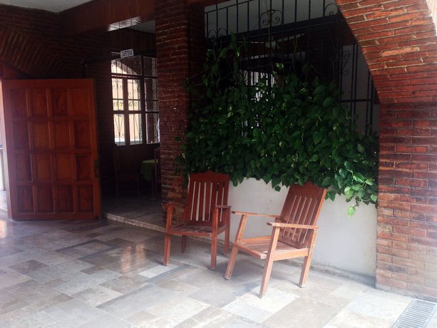 Imagen de los exteriores del Hotel Oviedo. Foto 14