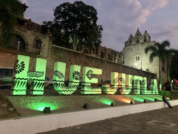 Imagen de los exteriores del Hotel Oviedo. Foto 15