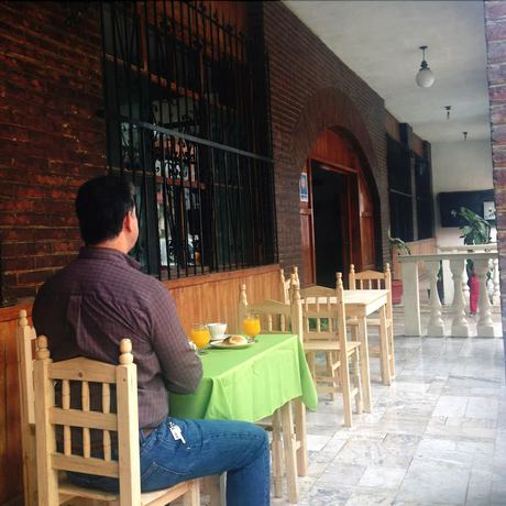 Imagen del bar/restaurante del Hotel Oviedo. Foto 7