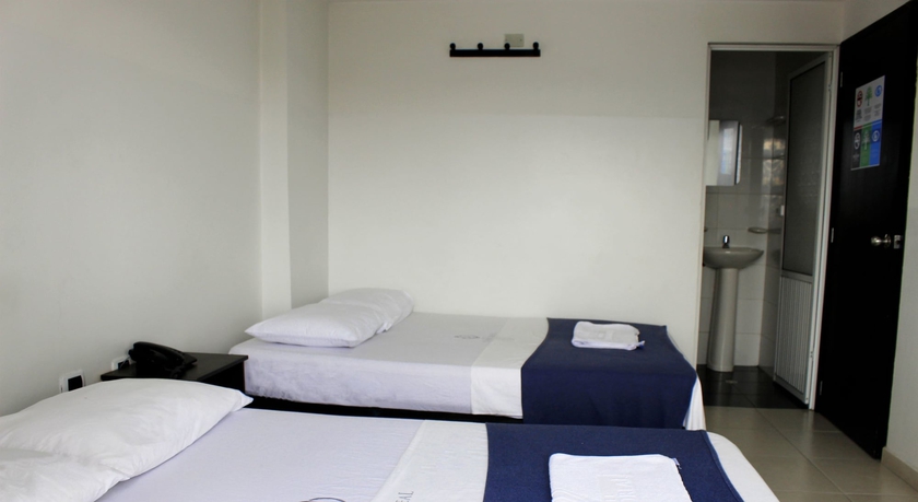 Imagen de la habitación del Hotel Oviedo Real. Foto 17