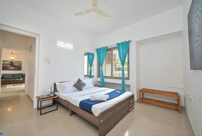 Imagen de la habitación del Hotel Ovi's Holiday. Foto 15