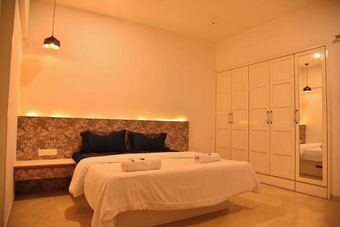 Imagen de la habitación del Hotel Ovi's Holiday. Foto 18