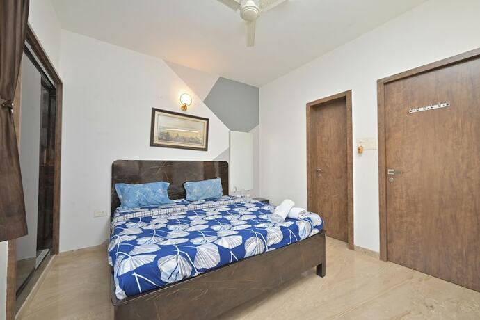 Imagen de la habitación del Hotel Ovi's Holiday. Foto 24