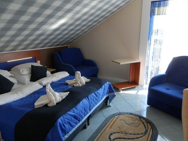 Imagen de la habitación del Hotel Ow Sargus. Foto 27