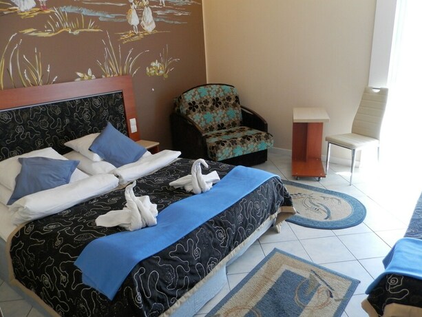 Imagen de la habitación del Hotel Ow Sargus. Foto 28