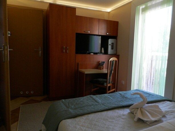 Imagen de la habitación del Hotel Ow Sargus. Foto 33