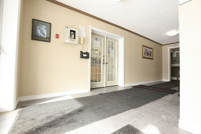 Imagen general del Hotel Owen Sound Inn. Foto 1