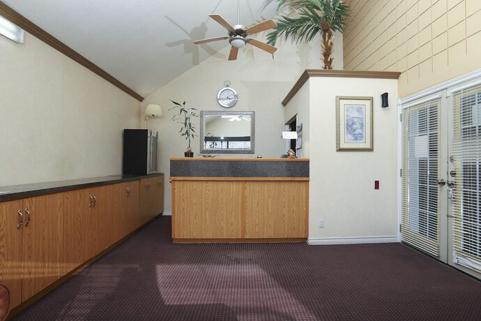 Imagen general del Hotel Owen Sound Inn. Foto 7