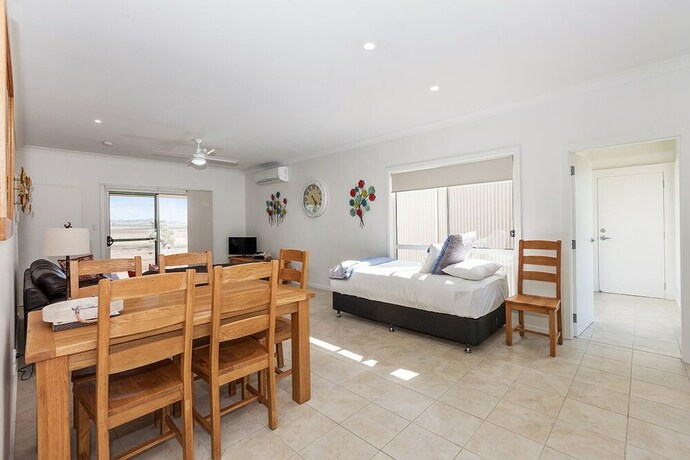 Imagen de la habitación del Hotel Owl Head Lodge. Foto 6