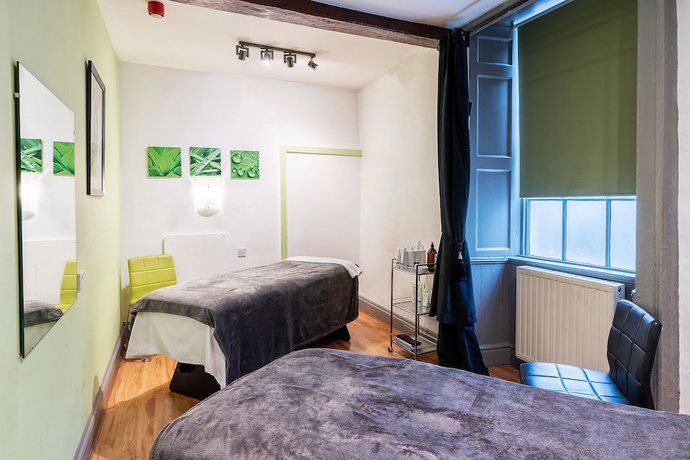 Imagen de los interiores del Hotel Owston Hall. Foto 16