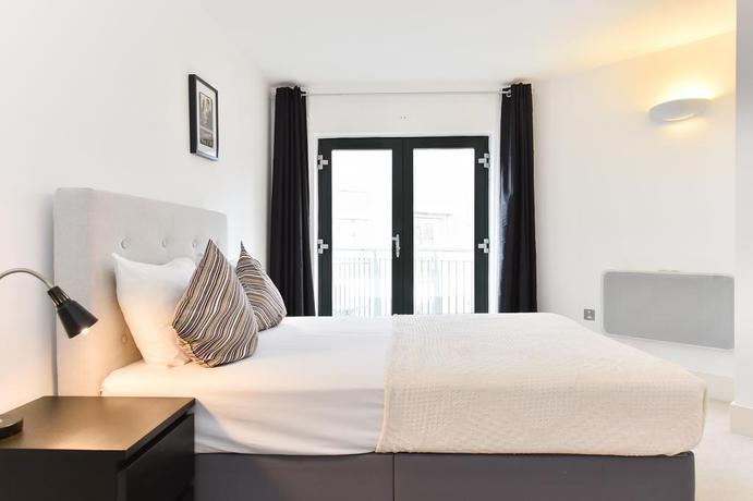 Imagen de la habitación del Hotel Oxford Apartments. Foto 8