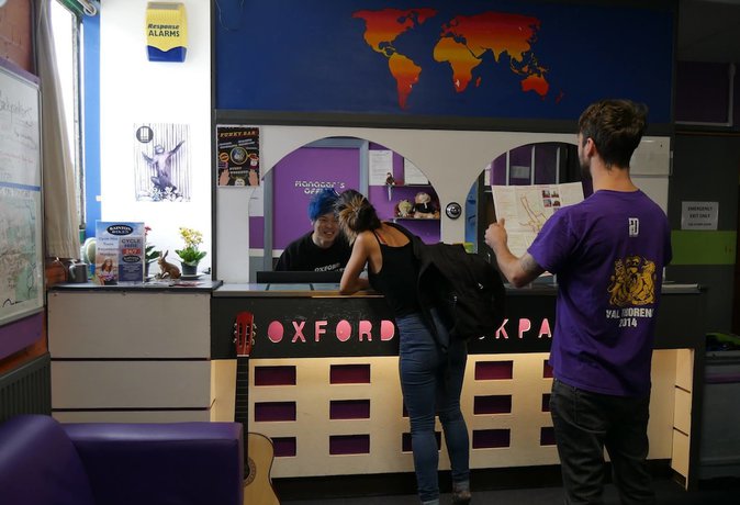 Imagen de los interiores del Hotel Oxford Backpackers. Foto 20