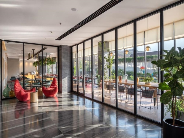 Imagen de los interiores del Hotel Oxford Golf Resort. Foto 13