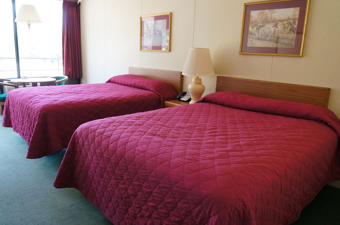 Imagen de los interiores del Hotel Oxford Inn Ozark. Foto 13