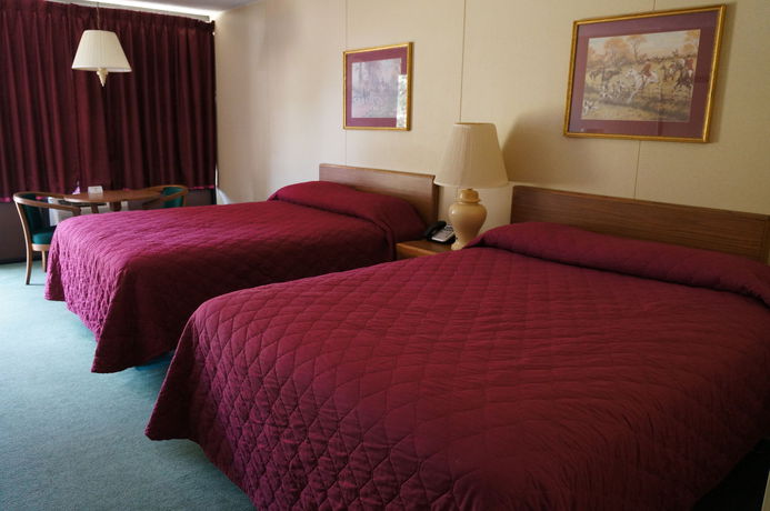 Imagen de los interiores del Hotel Oxford Inn Ozark. Foto 16