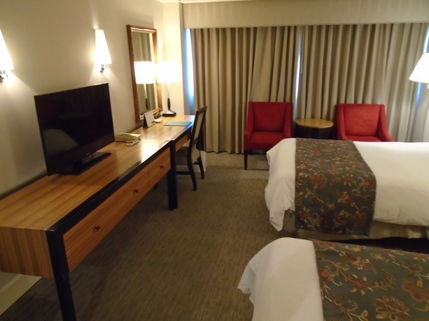 Imagen de la habitación del Hotel Oxford Palace and Galleria. Foto 2