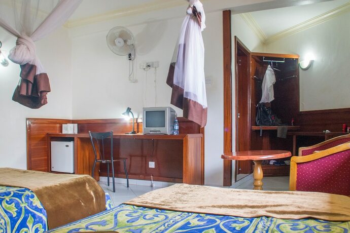 Imagen de la habitación del Hotel Oxford Royal. Foto 21