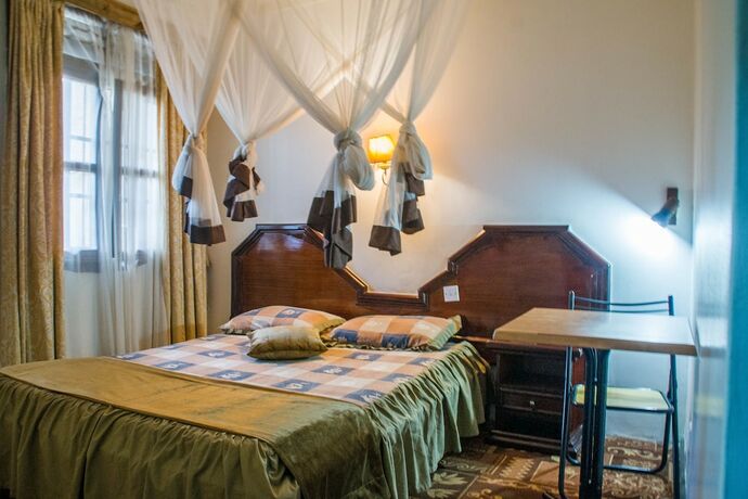 Imagen de la habitación del Hotel Oxford Royal. Foto 23