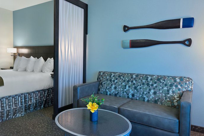 Imagen de la habitación del Hotel Oxford Suites Bellingham. Foto 8