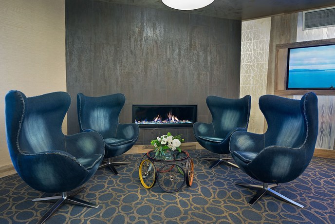 Imagen de los interiores del Hotel Oxford Suites Bellingham. Foto 18