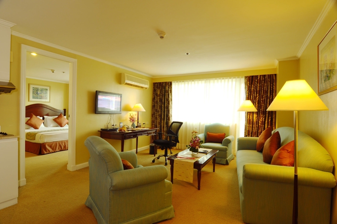Imagen de los interiores del Hotel Oxford Suites Makati. Foto 9