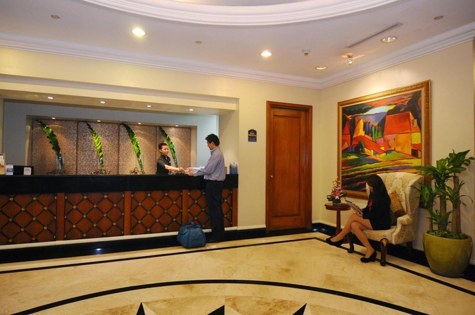 Imagen de los interiores del Hotel Oxford Suites Makati. Foto 10