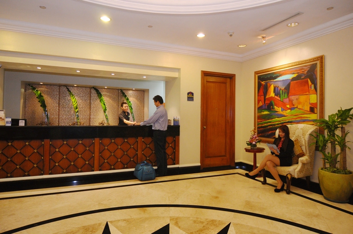 Imagen de los interiores del Hotel Oxford Suites Makati. Foto 11