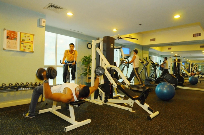 Imagen de los interiores del Hotel Oxford Suites Makati. Foto 14