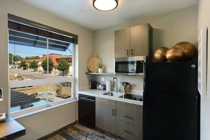 Imagen de la habitación del Hotel Oxford Suites Paso Robles. Foto 9