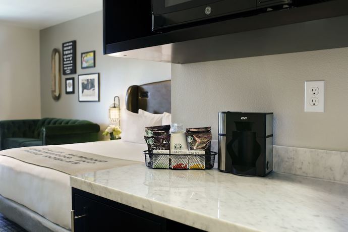 Imagen de la habitación del Hotel Oxford Suites Paso Robles. Foto 12