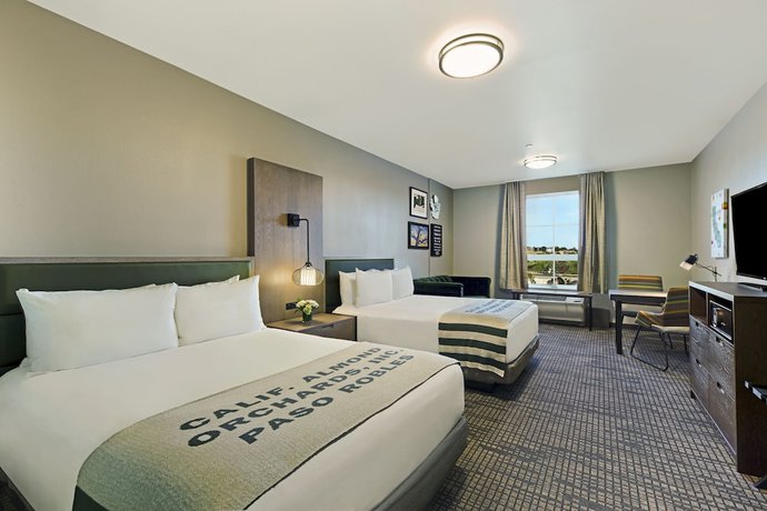 Imagen de la habitación del Hotel Oxford Suites Paso Robles. Foto 20