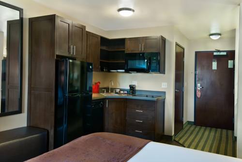 Imagen de la habitación del Hotel Oxford Suites Pendleton. Foto 4