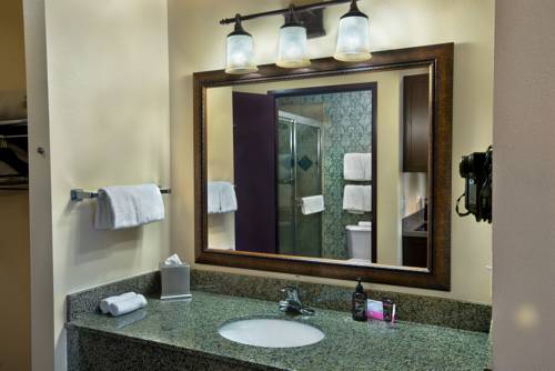 Imagen de la habitación del Hotel Oxford Suites Pendleton. Foto 5
