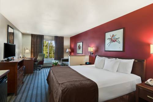 Imagen de la habitación del Hotel Oxford Suites Pendleton. Foto 8