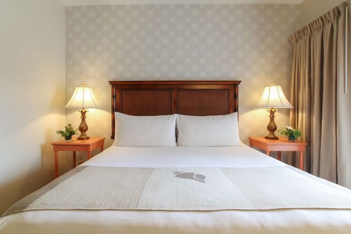 Imagen de la habitación del Hotel Oxford Suites Pismo Beach. Foto 14