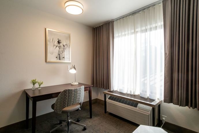 Imagen de la habitación del Hotel Oxford Suites Portland - Jantzen Beach. Foto 8
