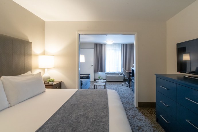 Imagen de la habitación del Hotel Oxford Suites Portland - Jantzen Beach. Foto 12