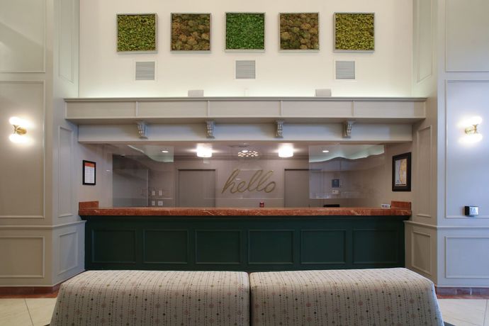 Imagen de los interiores del Hotel Oxford Suites Spokane Valley. Foto 19